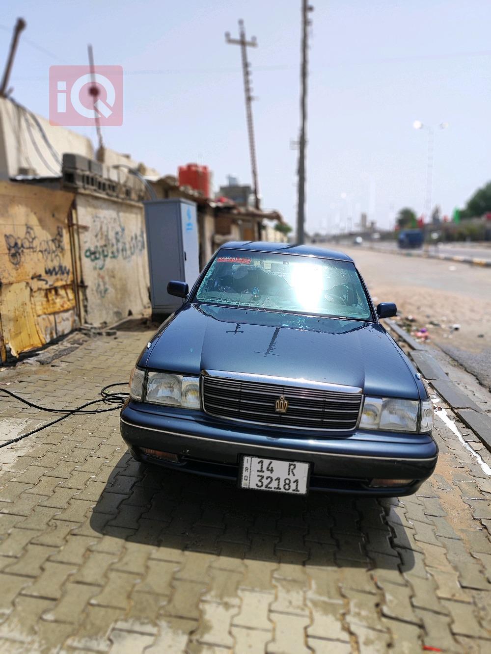 تۆیۆتا کراون